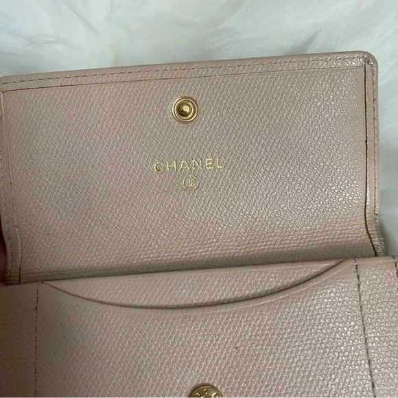 Vintage Chanel caviar small key card holder tan leather wallet with gold chain - Picture 3 of 13